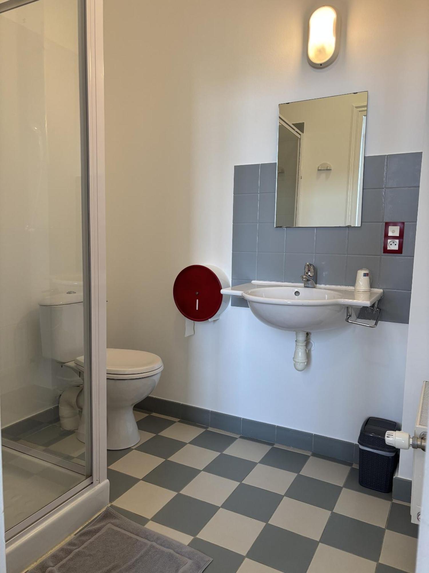Chateau Du Bourg Saint-Denis-de-Gastines Kamer foto